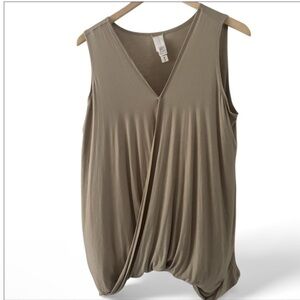 WYNNE LAYERS Drape Blouse NWOT